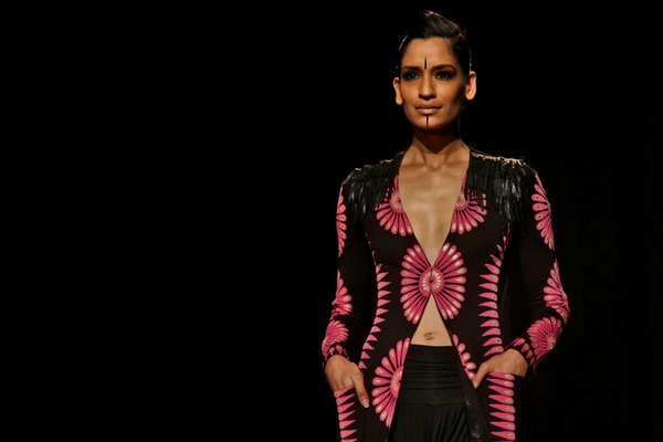 Explorez les produits cantu pour des cheveux magnifiques !